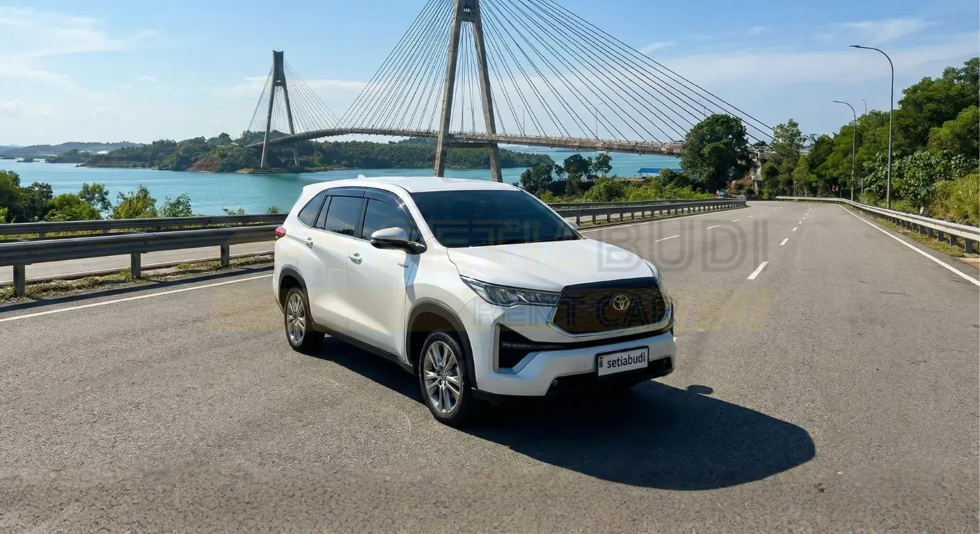 Sewa Mobil Innova Zenix Batam