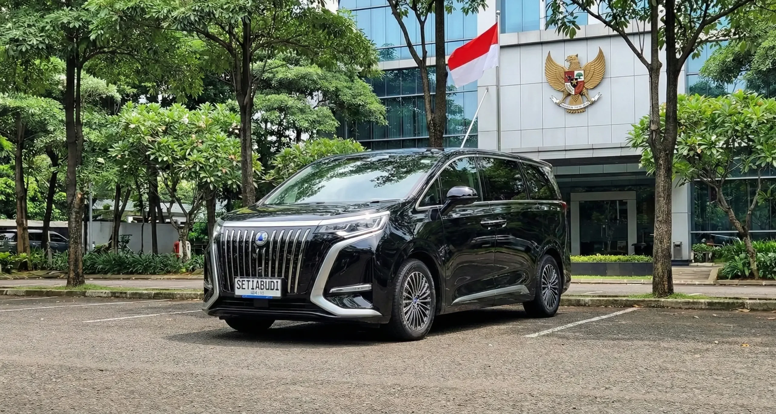 Sewa Mobil Denza Sidoarjo